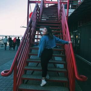 Meet your Posher, Samantha